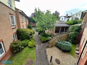 Communal Garden- click for photo gallery